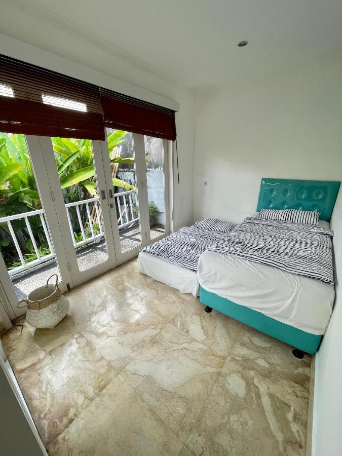 Private Suite In A Kids Friendly Big Shared Villa In Canggu Exterior photo
