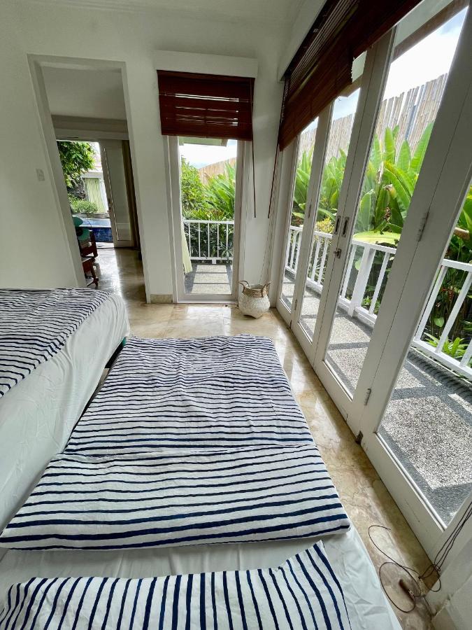 Private Suite In A Kids Friendly Big Shared Villa In Canggu Exterior photo