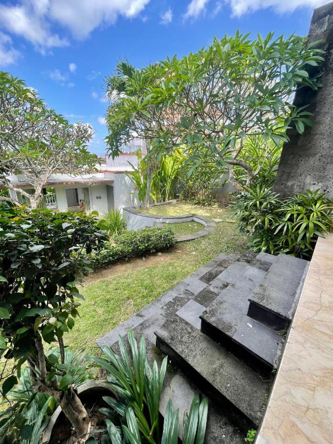 Private Suite In A Kids Friendly Big Shared Villa In Canggu Exterior photo