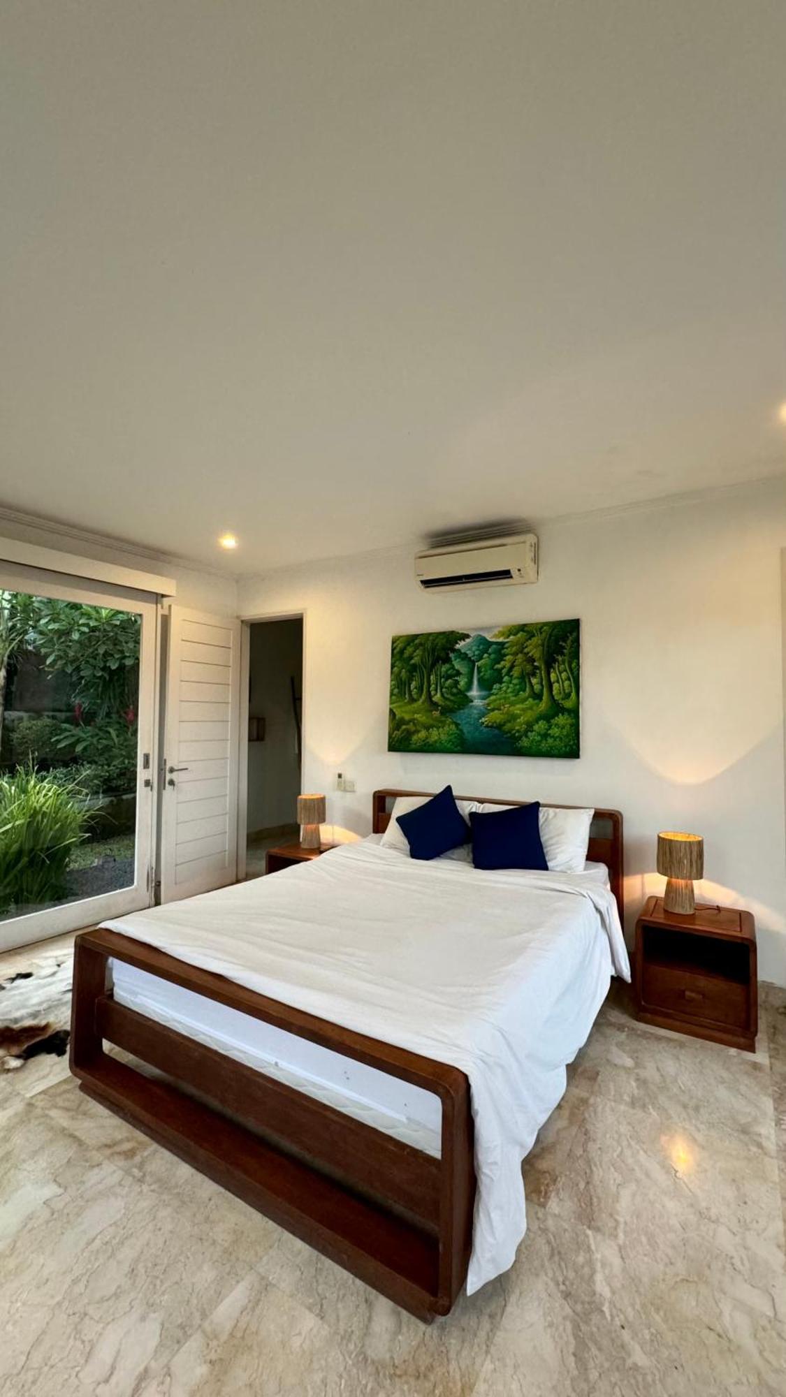 Private Suite In A Kids Friendly Big Shared Villa In Canggu Exterior photo